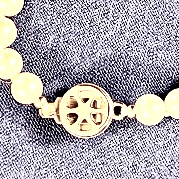 Authentic New Gorgeous Genuine String of Mallorca Pearl Necklace from Spain - Picture 10 of 11